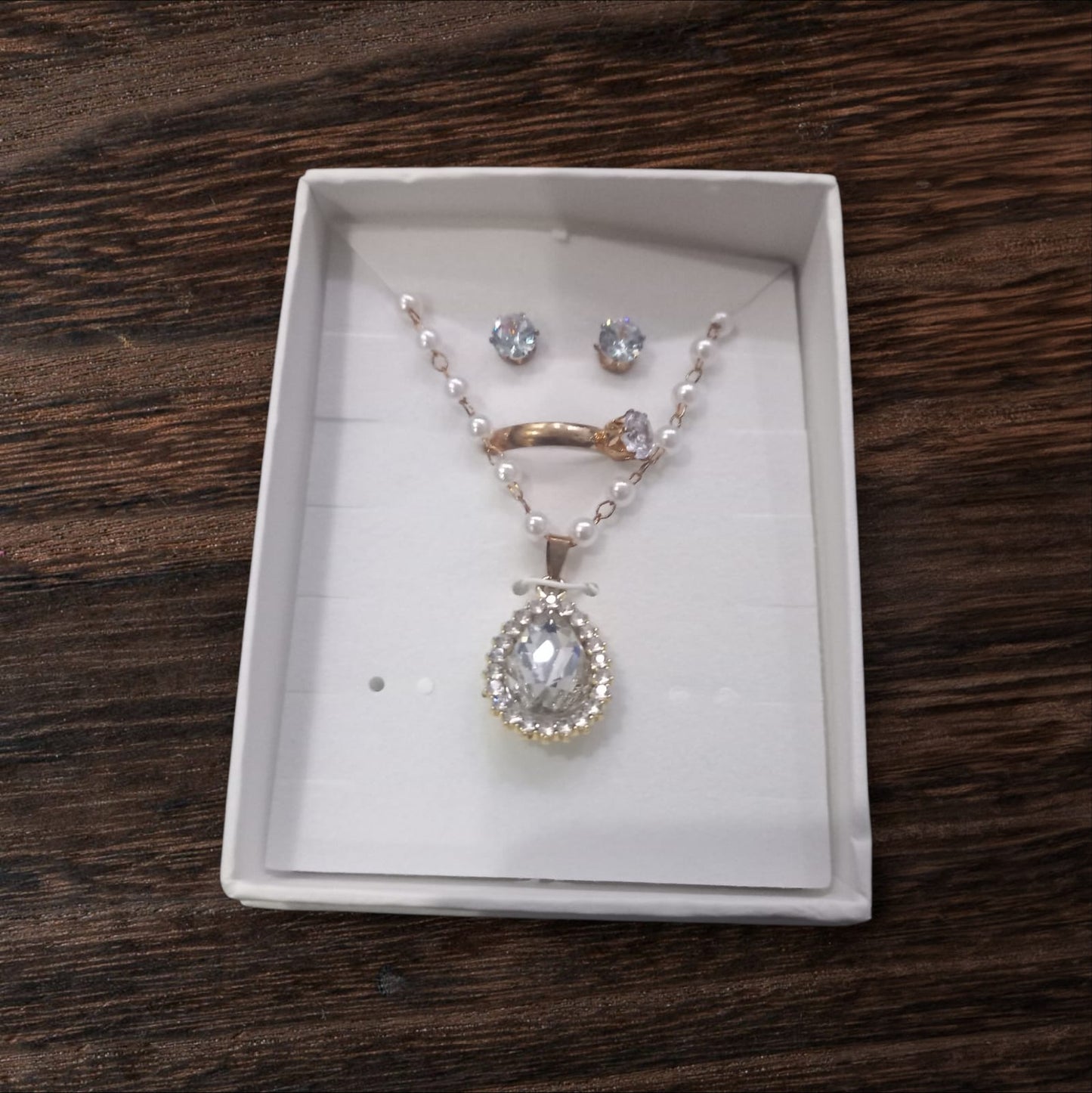 3-in-1 Elegant Jewelry Gift Set for Women